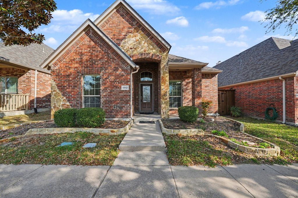 5812 Silver Buckle Drive, Mckinney, TX 75070