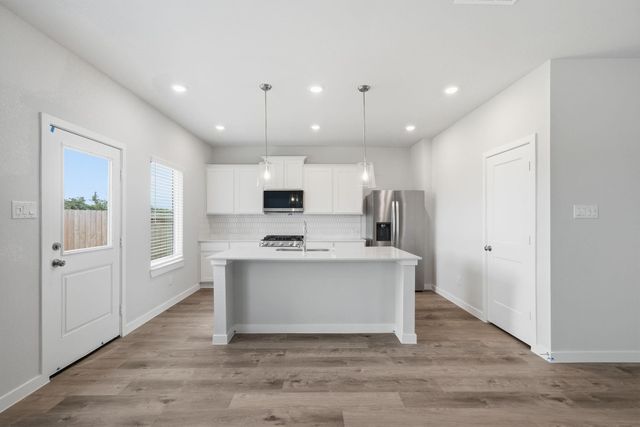 3325 Young Clover Way, Houston, TX 77047