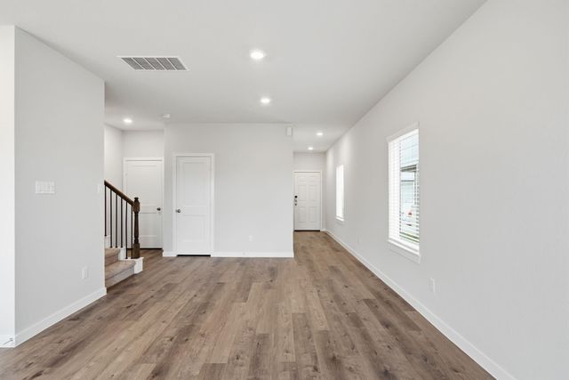 3325 Young Clover Way, Houston, TX 77047