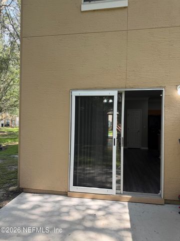 5260 COLLINS Road 106, Jacksonville, FL 32244