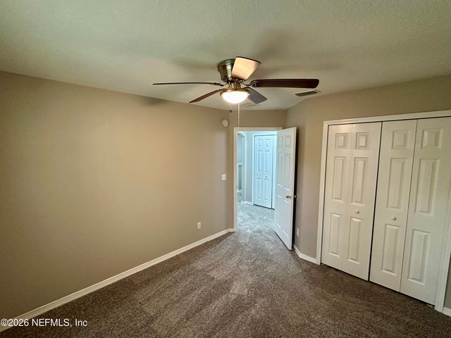 5260 COLLINS Road 106, Jacksonville, FL 32244