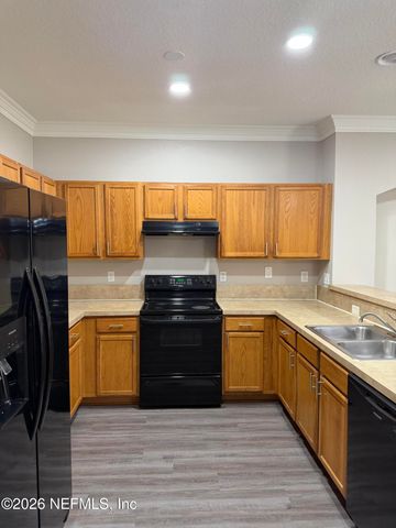 5260 COLLINS Road 106, Jacksonville, FL 32244
