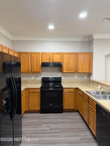 5260 COLLINS Road 106, Jacksonville, FL 32244