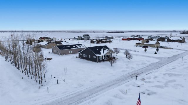 330 31st Avenue NW, West Fargo, ND 58078