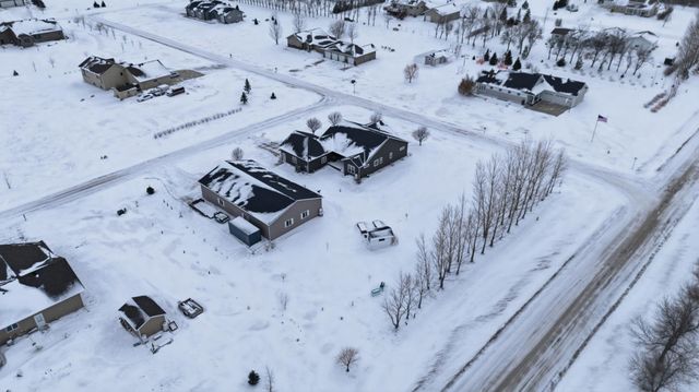 330 31st Avenue NW, West Fargo, ND 58078