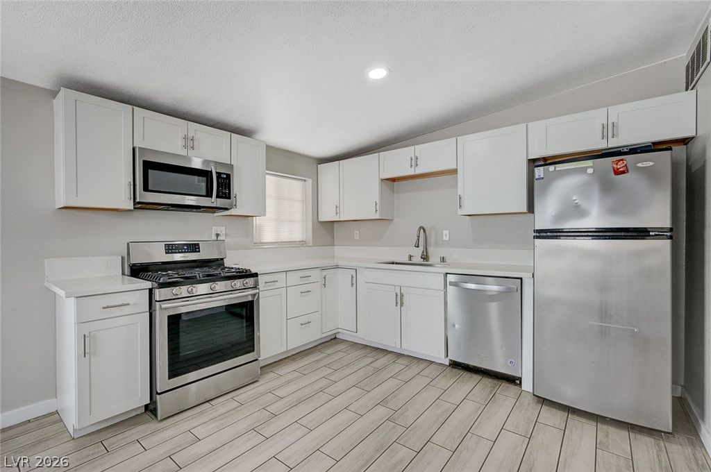 3305 Wright Avenue, North Las Vegas, NV 89030
