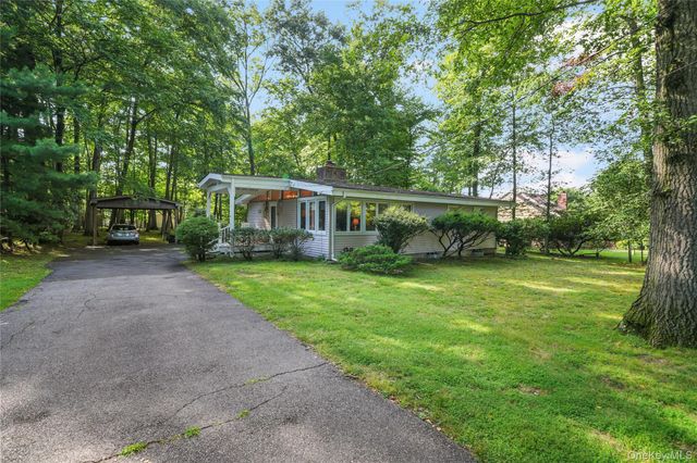 29 Fay Road, New City, NY 10956