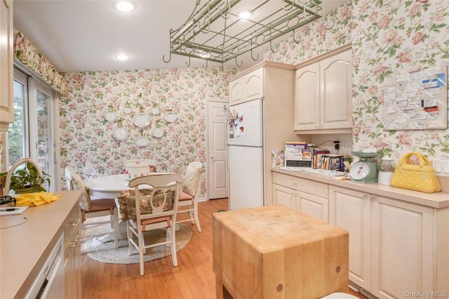29 Fay Road, New City, NY 10956