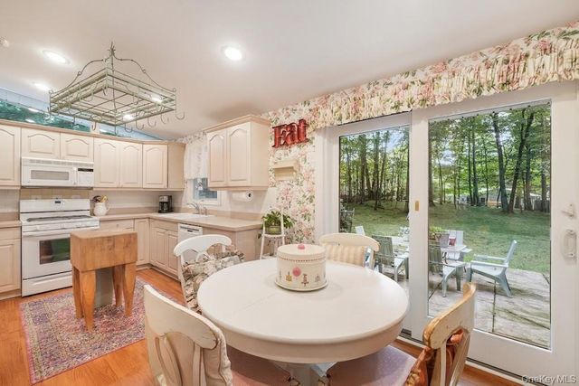 29 Fay Road, New City, NY 10956