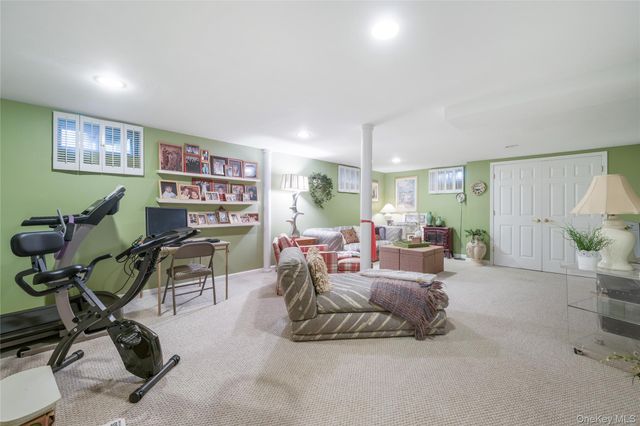 29 Fay Road, New City, NY 10956
