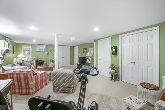 29 Fay Road, New City, NY 10956