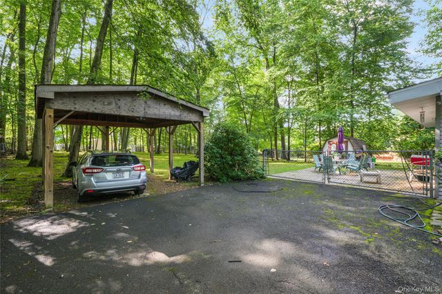 29 Fay Road, New City, NY 10956