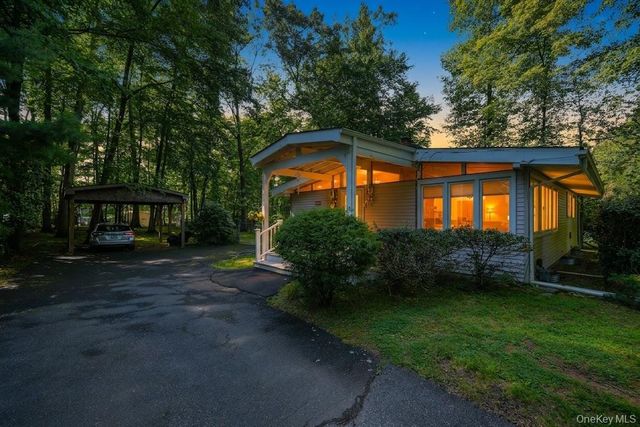 29 Fay Road, New City, NY 10956