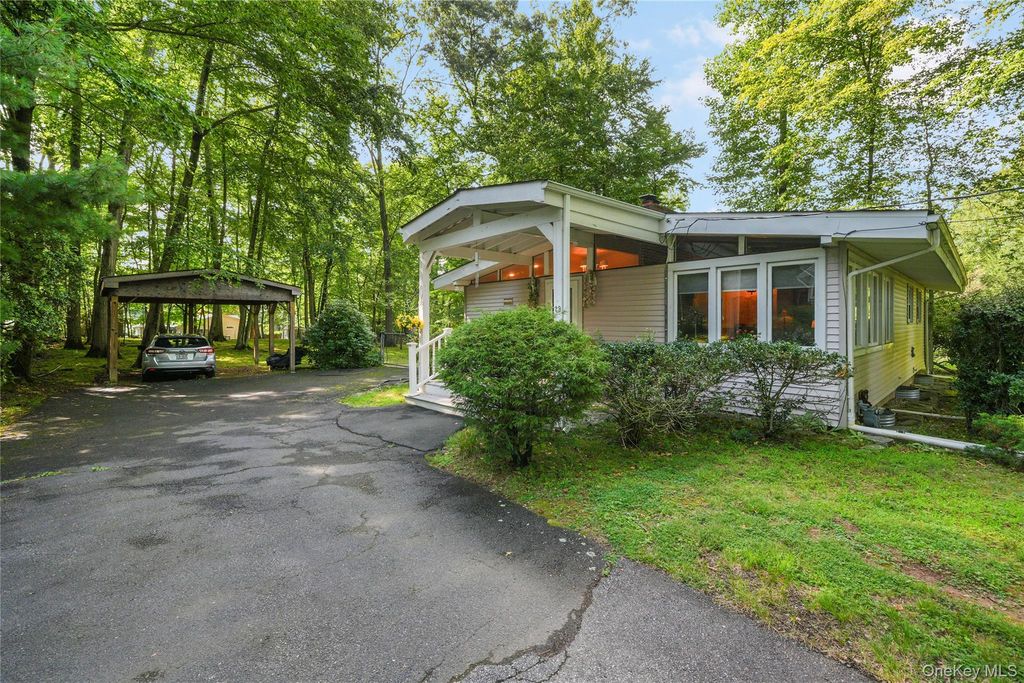29 Fay Road, New City, NY 10956