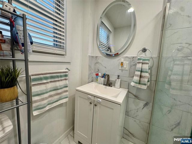 165 5th Avenue, Paterson, NJ 07524