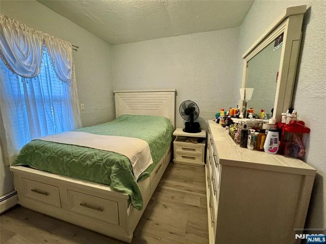 165 5th Avenue, Paterson, NJ 07524