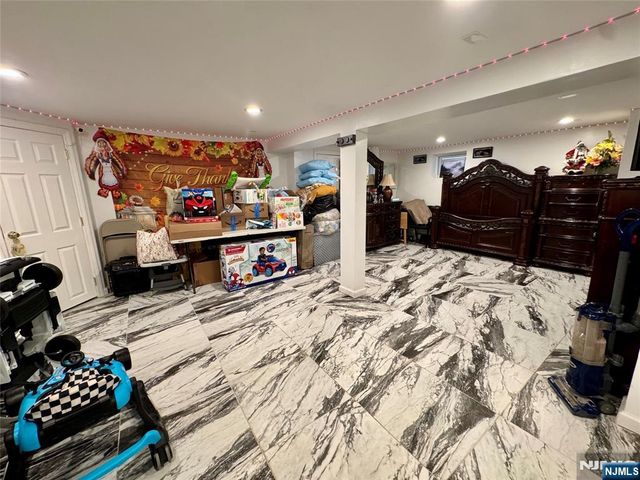 165 5th Avenue, Paterson, NJ 07524