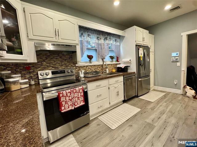 165 5th Avenue, Paterson, NJ 07524