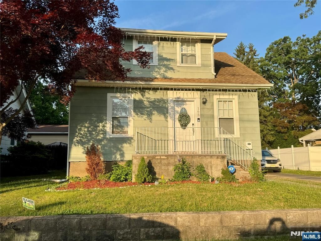 165 5th Avenue, Paterson, NJ 07524