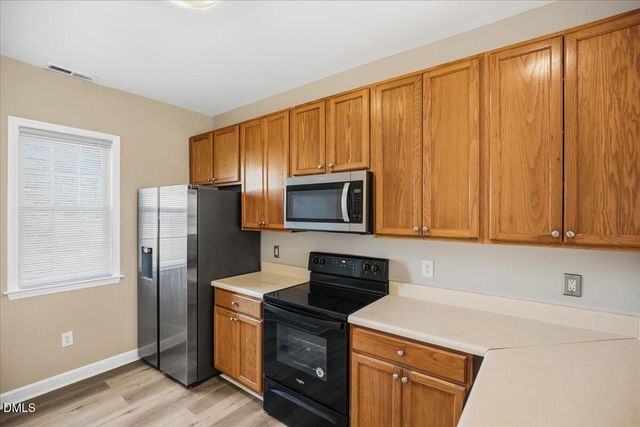 317 Commons Drive, Holly Springs, NC 27540
