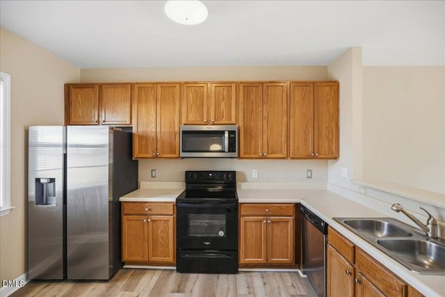 317 Commons Drive, Holly Springs, NC 27540