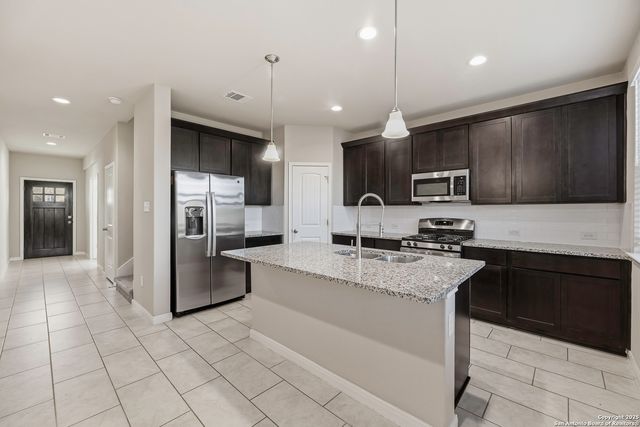 1522 Stony Island, San Antonio, TX 78245