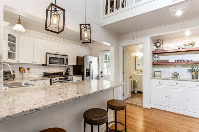 1056 Sky Hawk Mountain Drive, Hiawassee, GA 30546