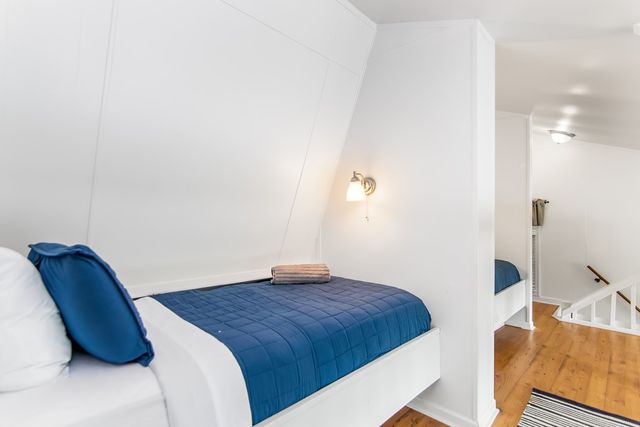 1056 Sky Hawk Mountain Drive, Hiawassee, GA 30546