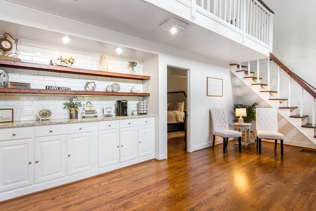 1056 Sky Hawk Mountain Drive, Hiawassee, GA 30546