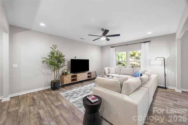 1140 Streamside Lane, York, SC 29745