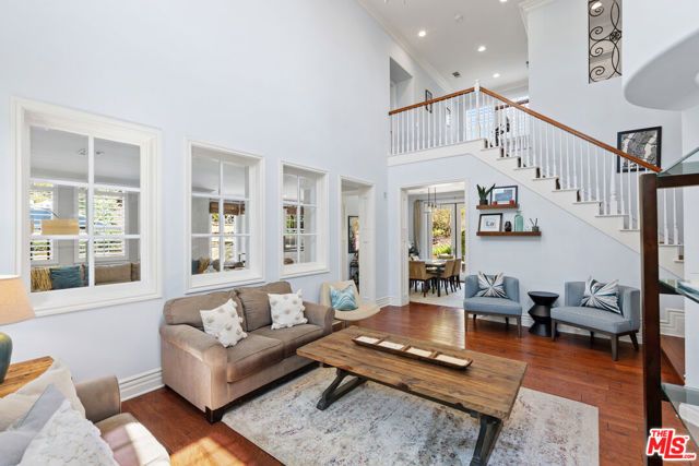 4567 Via Mariano, Thousand Oaks, CA 91320