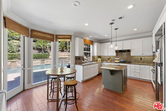 4567 Via Mariano, Thousand Oaks, CA 91320