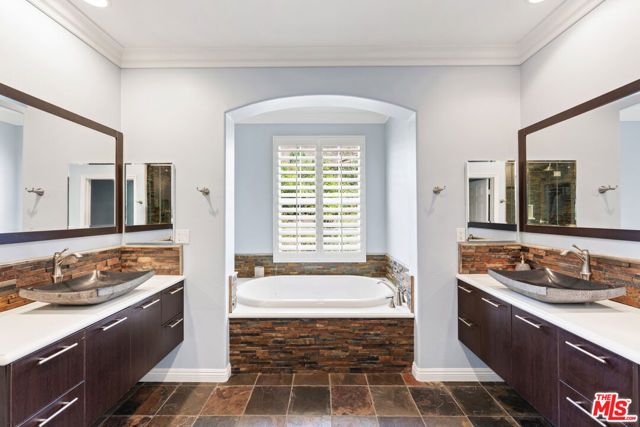 4567 Via Mariano, Thousand Oaks, CA 91320