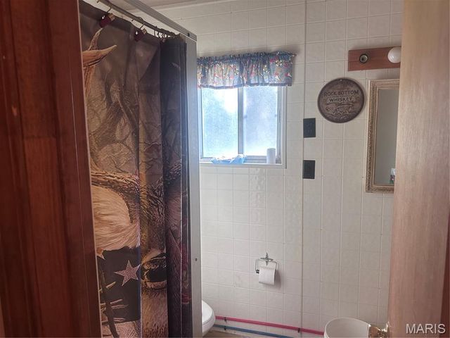 72 S River Road, Elsberry, MO 63343