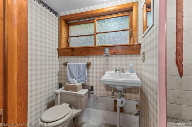 701 Spring Drive, Northville, MI 48167