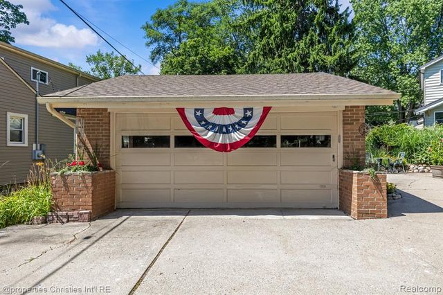 701 Spring Drive, Northville, MI 48167