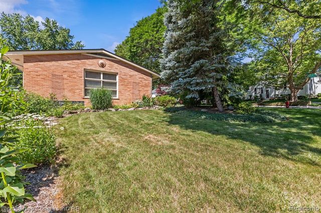 701 Spring Drive, Northville, MI 48167