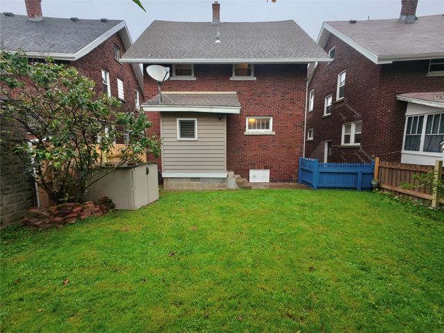 2622 PLUM Street, Erie, PA 16508