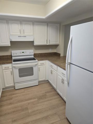 140 DOUGLAS ROAD W F, Oldsmar, FL 34677