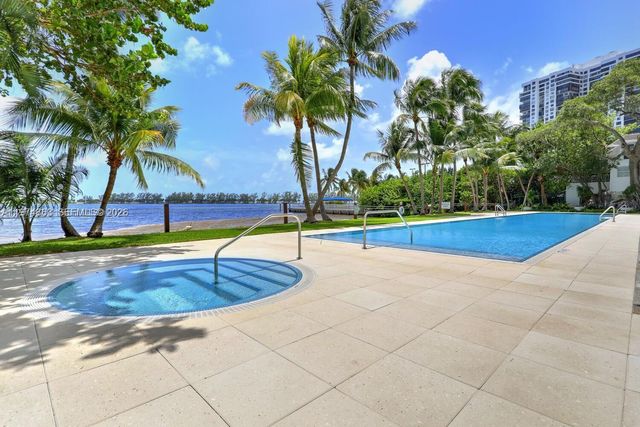 2025 Brickell Ave 503, Miami, FL 33129