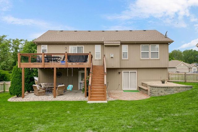 10915 N Skiles Court, Kansas City, MO 64157