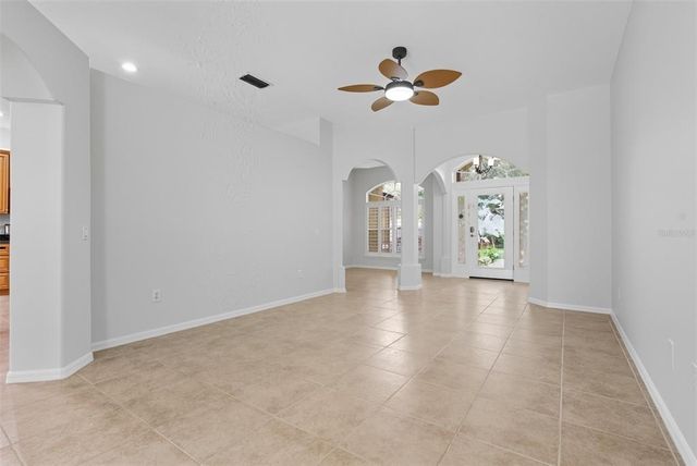9215 ESTATE COVE CIRCLE, Riverview, FL 33578