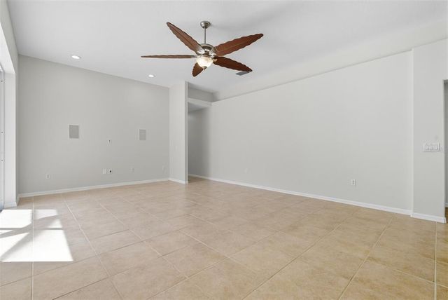 9215 ESTATE COVE CIRCLE, Riverview, FL 33578
