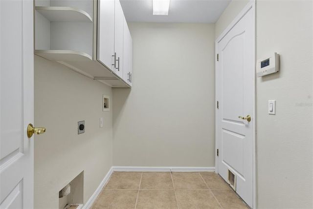 9215 ESTATE COVE CIRCLE, Riverview, FL 33578