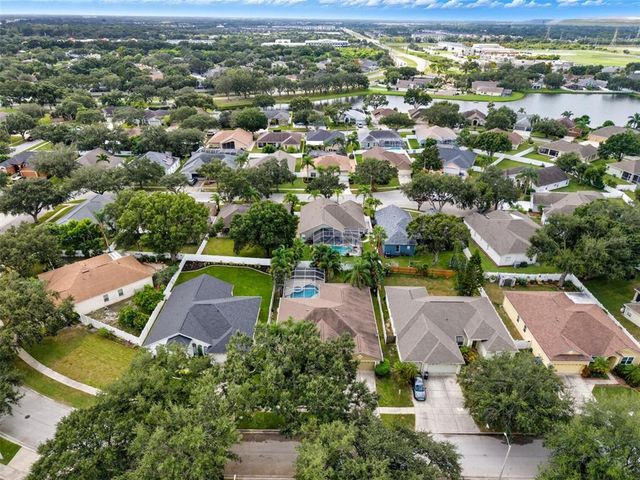 9215 ESTATE COVE CIRCLE, Riverview, FL 33578