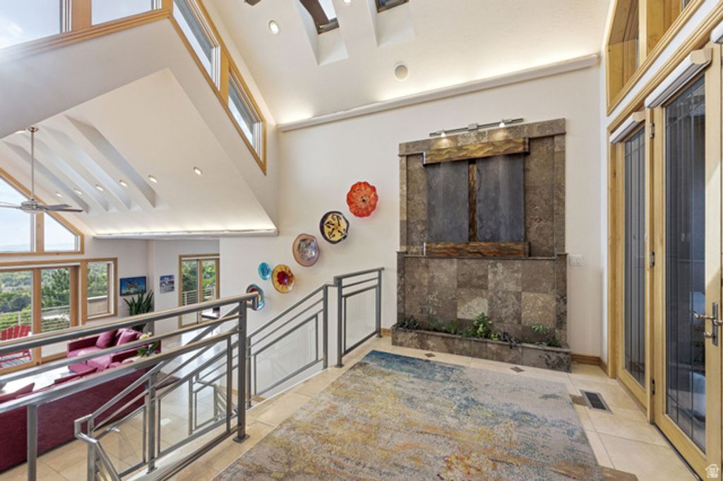 Image 15 of property listing at 3660 S CHOKE CHERRY DR, Millcreek, UT 84109