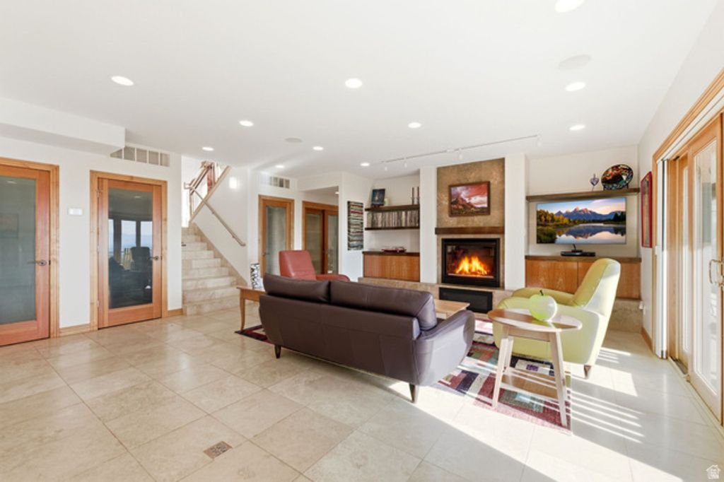 Image 39 of property listing at 3660 S CHOKE CHERRY DR, Millcreek, UT 84109