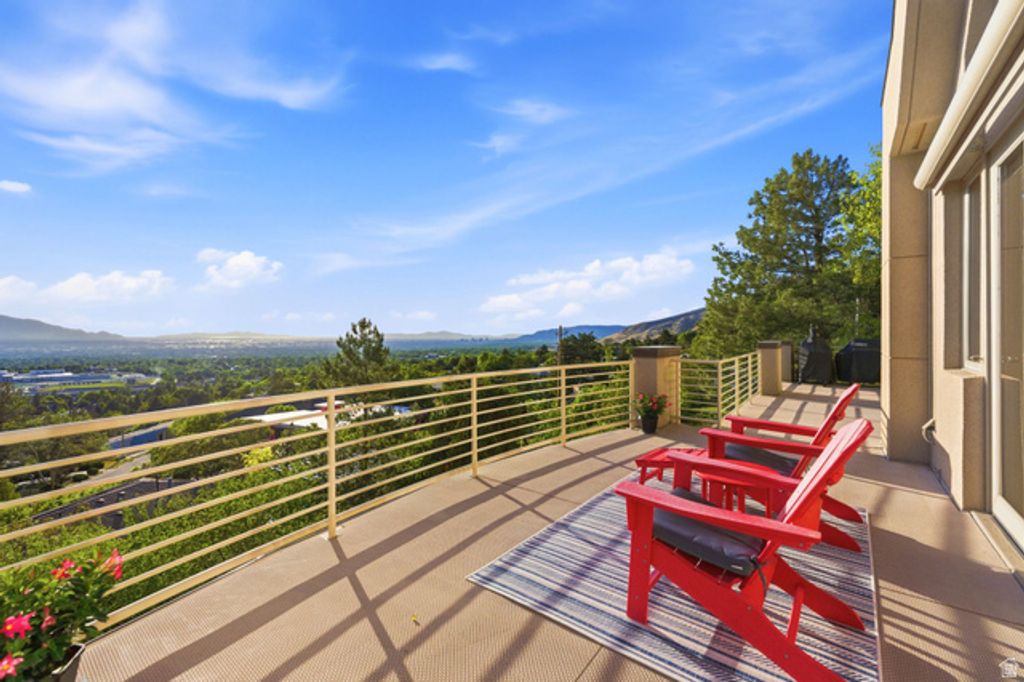Image 60 of property listing at 3660 S CHOKE CHERRY DR, Millcreek, UT 84109