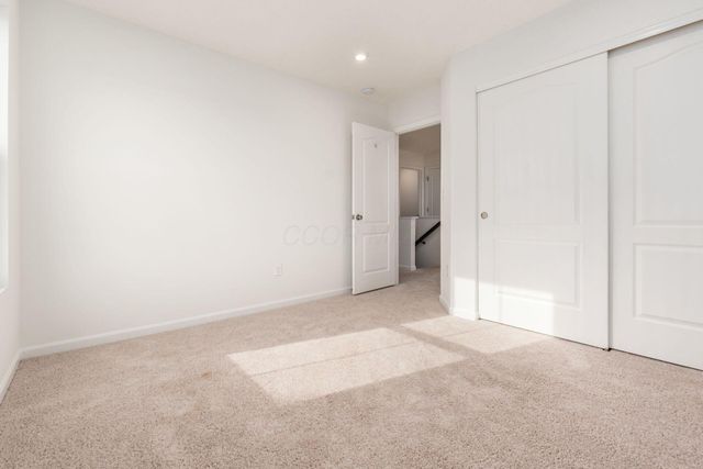 9041 Hawk Hill Way, Plain City, OH 43064