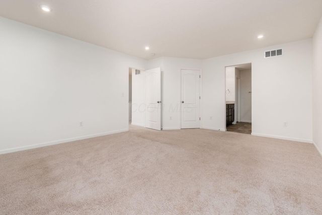 9041 Hawk Hill Way, Plain City, OH 43064